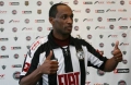 Zagueiro Nen inicia treinamentos na Cidade do Galo nen1