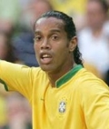 CBF ignora treinador e convoca Ronaldinho Gaúcho para as Olimpíadas ronaldinho1