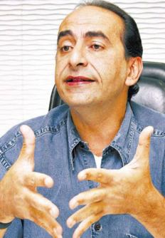 Alexandre Kalil já tomou posse na presidência do Galo kalil