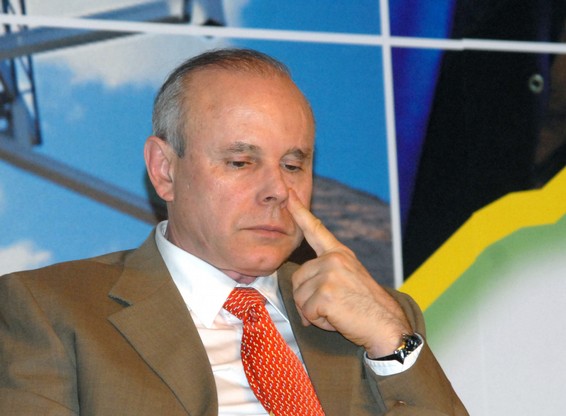 Governo libera R$ 15 bilhões para pequenas, médias e grandes empresas mantega1