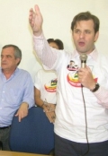 Juiz manda apreender panfletos contra Leonardo Quintão q