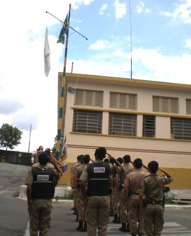 Solenidade no 23º Batalhão marca o Dia da Bandeira; veja fotos – DiviNews