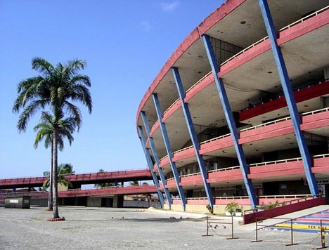 Governador vai vetar mudança de nome do estádio Rei Pelé reipele
