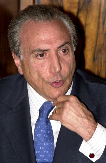 Michel Temer ganha apoio de 11 partidos para a disputa da presidência da Câmara michel