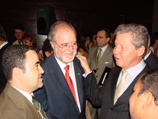 Vladimir Azevedo representa prefeitos da região Centro-Oeste em evento do PSDB em Brasília