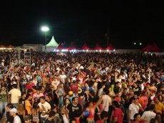 Comissão da Festa da Cerveja proíbe aglomeração na Savassinha e arredores muvuca