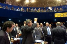 Câmara Federal aprova PEC dos Vereadores senado-aprova-pec-vereadores