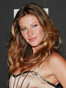 Gisele Bündchen: hegemonia e poder nas passarelas gisele-bundchen
