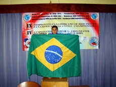 Divinopolitano de 11 anos conquista prêmio internacional dsc06006