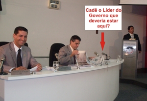 Anderson Saleme (PR), líder do governo e vereador - Mais uma vez não aparece na Câmara - Governo sem defesa oposição faz a festa todos os dias cade