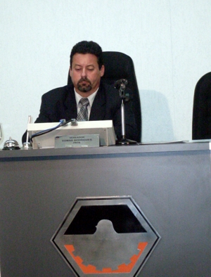 Presidente da Câmara de Divinópolis, Edmar Rodrigues (PRTB) muda tom de discurso e posição de apoio incondicional ao governo e o critica sdc10714