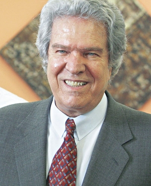 Helio Costa (PMDB) e Fernando Pimentel (PT) ambos vencem Antônio Anastasia (PSDB) no primeiro turno fotoavulsa_01122007185259