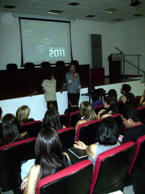Empresários e profissionais de Divinópolis participam de oficina “Senai Cetiqt” de tendência outono/inverno 2011 cetiqt