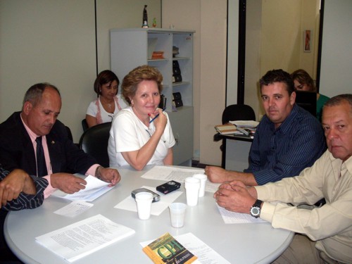 Primeira reunião da Comissão Parlamentar de Inquérito - CPI do calçamento é realizada na Câmara de Divinópolis sdc10002