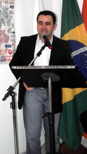 Informe oficial Prefeitura: Vladimir faz balanço positivo de viagem a Londres dscf1070