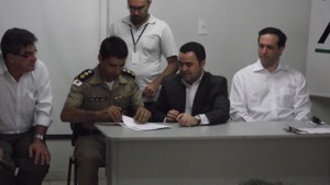 Prefeitura de Divinópolis assina convenio de R$ 120 mil reais com a Polícia Militar seg