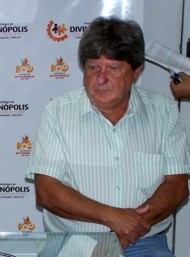 Provável diálogo por telefone dá indícios de conivências e cumplicidades escusas entre os poderes Legislativo e Executivo de Divinópolis pancho