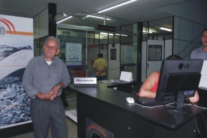Furdunço na Câmara de Divinópolis – Visitantes se recusam a fazer cadastro – “Eu não sou bandido, meu nome não está no SPC”, disse um – Vai... @#*(¨&%(*& xingou outro fio