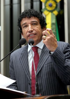CONGRESSO EM FOCO: Senador evangélico chama ministro de ‘safado’ e ‘mentiroso’ magno2
