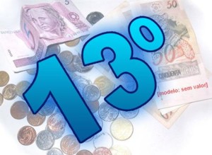 Câmara ganha processo e vereadores de Divinópolis recebem uma “bába” de 13º atrasados – O pagamento foi considerado constitucional pelo TJMG 13-salario