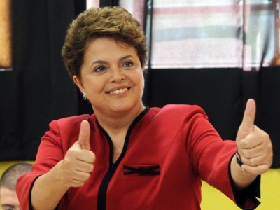 A MULHER EM ALTA: Dilma Rousseff (PT) cresce para 59% o maior índice desde o inicio do governo dilma-sorrindo-alegre-bonita