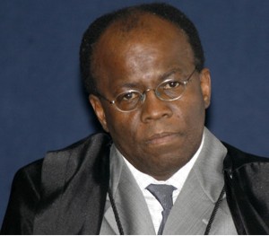 Joaquim Barbosa condena a cúpula do partido do deputado federal Jaime Martins por formação de quadrilha ministro-joaquim-barbosa-stf-08-2008-