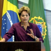 DILMA ACABA COM SONHO DE FARRA DOS MAUS PREFEITOS: além de vetar redistribuição destina para a educação todos os royalties dos futuros contratos dilma-rousseff-8g2v91916321-f3