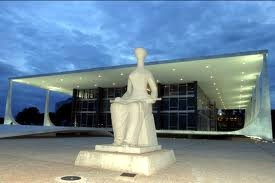 ATÉ TÚ SUPREMO: Mordomias aéreas abalam a imagem do STF stf-pas