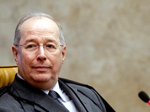 Julgamento midiático do Mensalão no Supremo Tribunal Federal começa daqui a pouco com voto do ministro Celso de Melo, se aceita ou não embargos celso_de_mello_folhapress_alan_marques_12092013