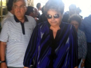 Corpo do ex-ministro Gushiken é enterrado em São Paulo - Presidenta Dilma esteve no velório dilma2