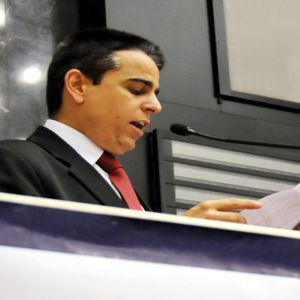 MISTÉRIO ESCLARECIDO: Tolentino vota a favor da educação em Minas _deputado