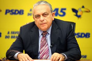 CASO PETROBRAS CHEGA NO PSDB: Paulo Roberto Costa diz que pagou propina ex-presidente do PSDB Sérgio Guerra deputado-tucano-sergio-guerra-morre-vitima-de-cancer-em-sao-paulo