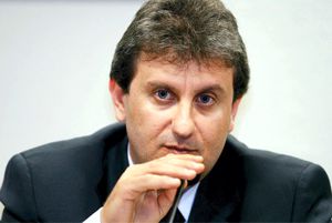 ESTRANHO: Yousseff depois de supostamente ter “delatado” Dilma e Lula passa mal e é internado em Curitiba. doleiro