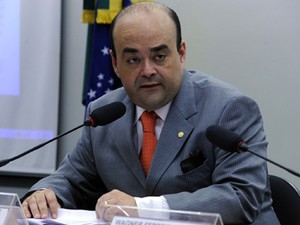 Pimentel anuncia primeiro nome do seu governo – Demétrius tenta quota no governo petista para coronel e Dipa pode ir para a SRS bernardosantana