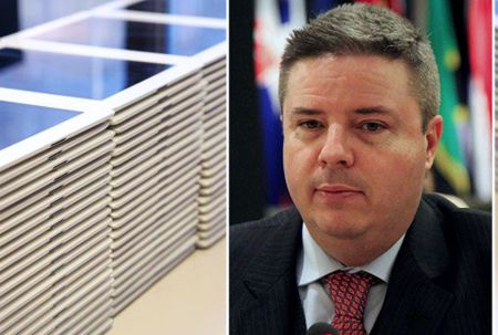 CHOQUE DE GESTÃO TUCANA: Anastasia, quando governador, comprou 3,5 mil tablets por R$ 2,3 milhões, mas não entregou para UFMG Anastasia2