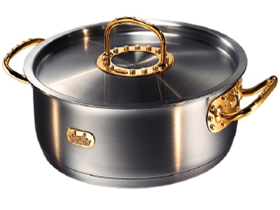 Panela da elite: ouro cravejada de diamante
