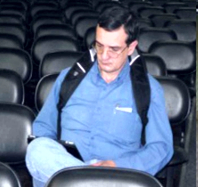 Imagem ilustrativa: Arlem atuando na Câmara como assessor de relações institucionais do governo de Divinópolis
