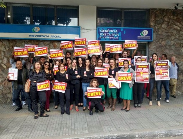 INFORMAÇÕES WHATSAPP: Agência do INSS Divinópolis adere greve nacional da categoria greve-630