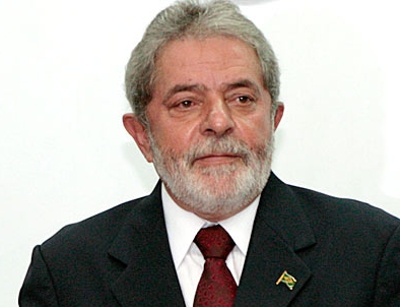 Ninguém está capitalizando a rejeição de Lula, muito pelo contrário, Aécio Neves, assim como os demais candidatos estão vendo suas rejeições subirem.