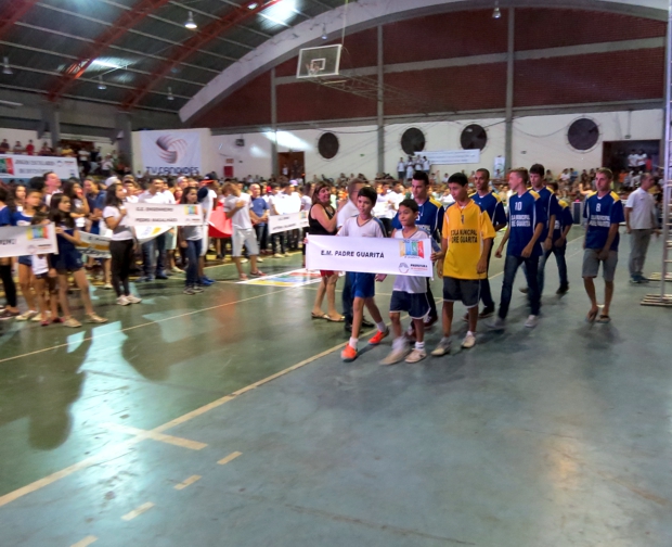 Desfile de delegações e acendimento de pira olímpica marcam abertura dos Jogos Escolares (JED) 2015 JED-1