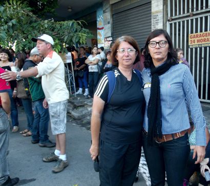 RESCALDO DA GREVE DOS SERVIDORES DE DIVINÓPOLIS: Gigante, fujão - Luciana, guerreira Luciana