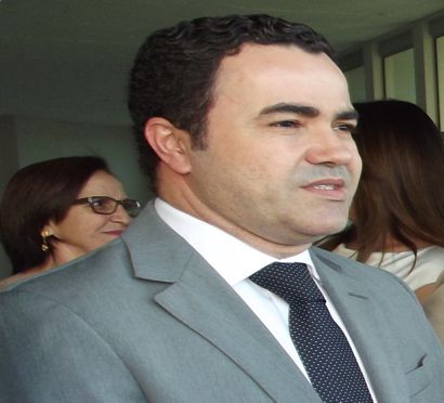 VIDA EMPRESARIAL: Vladimir Azevedo ja estaria trabalhando em uma multinacional