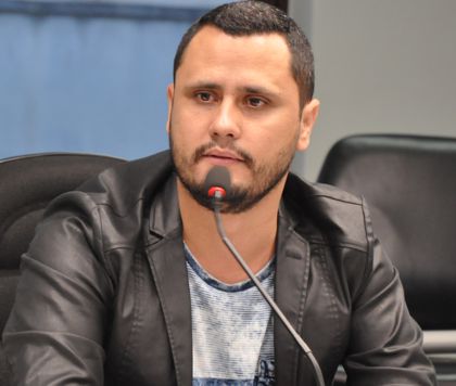 CLEITINHO faz alerta preventivo contra patrocinio de R$ 200 mil para show da DIVINAEXPO: “ESTAMOS EM CALAMIDADE FINANCEIRA, ISSO É DESCABIDO”