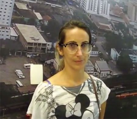 Mãe clama por remédio que está faltando, para que filha portadora da síndrome de Prader Willi, não morra de comer ou se autocanibalize flavia