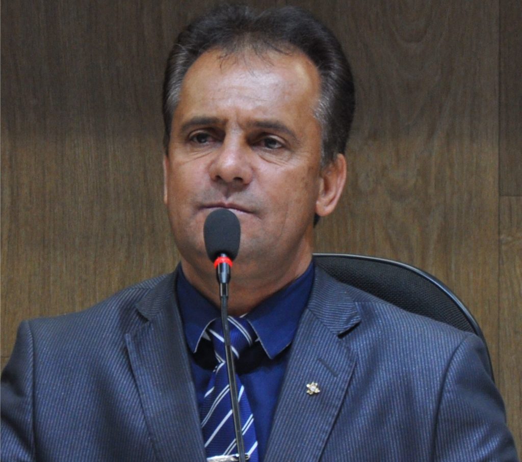 Câmara de Vereadores de Divinópolis troca empresa de RH; Presidente diz que economia chegará a R$ 300 mil reais com terceirizados Adair