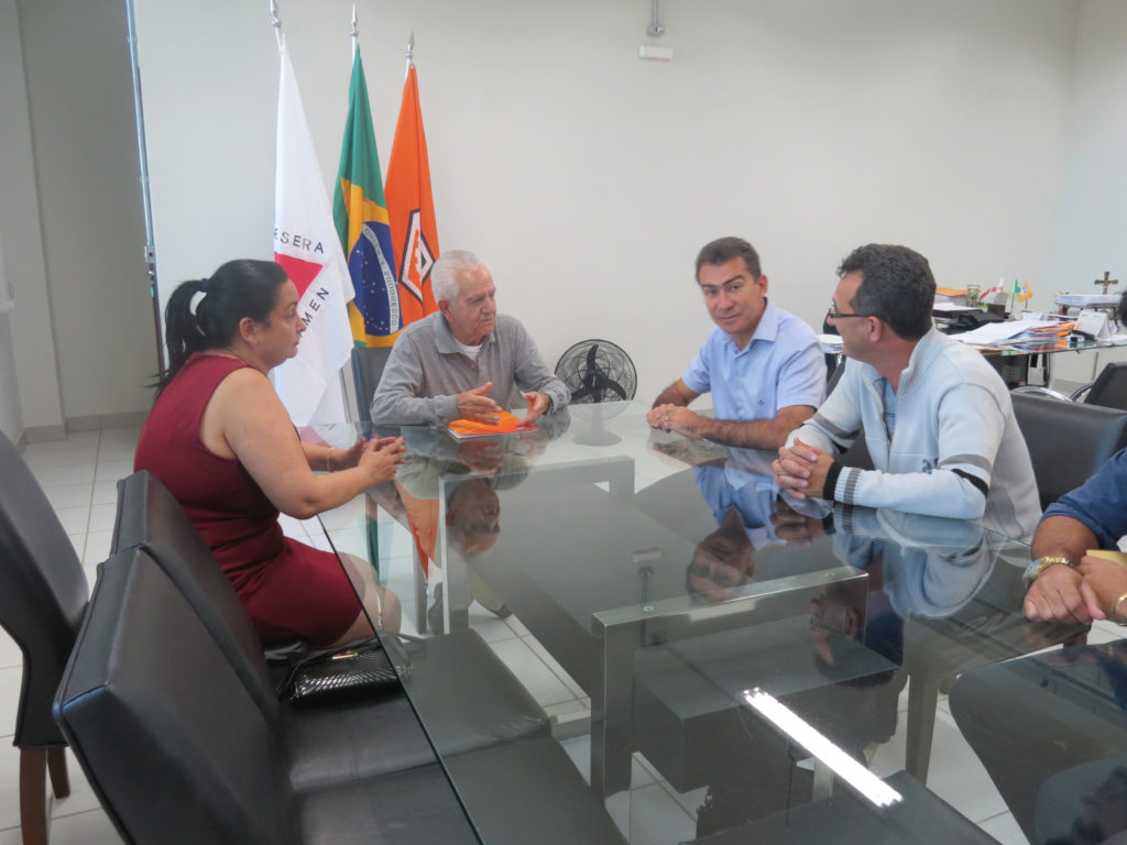 Fabio Avelar com seus 1.736 votos (1,64%) em Divinópolis, libera R$ 100 mil reais para Diretoria de Relações Institucionais Fabio Avelar