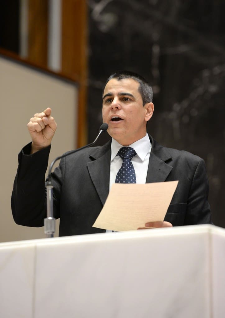 Deputado Fabiano Tolentino pronuncia na ALMG contra a permanência do Presidente Temer Análise de proposições na Reunião Ordinária de Plenário da tarde