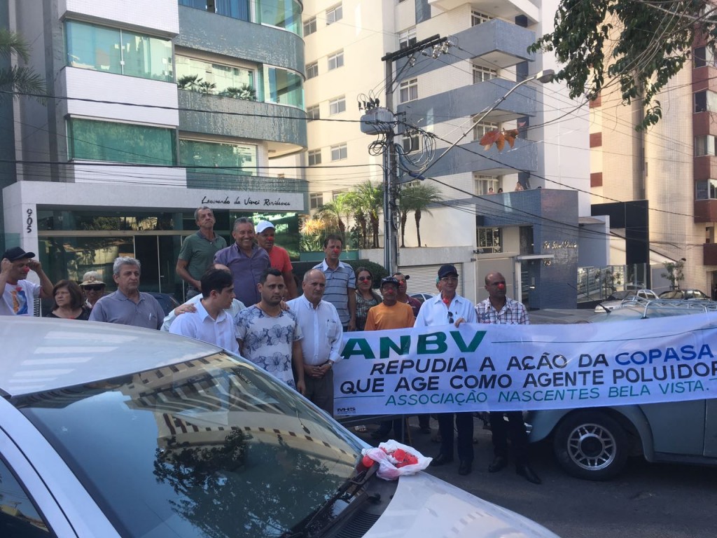 Manifestação contra Copasa tem a presença de vereadores; Mas população não comparece capa 2
