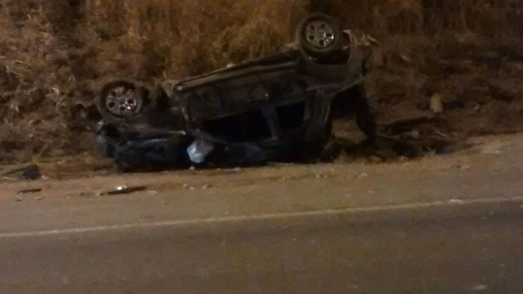 GRAVE ACIDENTE EM DIVINÓPOLIS, deixa vários feridos que voltavam de calourada no Parque de Exposição; uma pessoa morre 60a3996c-7018-41dc-985a-b1d6cdd5ba1e