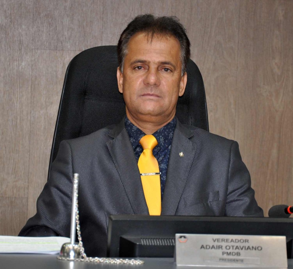 Presidente da Câmara de Divinópolis, Adair Otaviano (PMDB) corta estacionamento terceirizado para economizar R$ 60 mil reais/ano Adair Otaviano